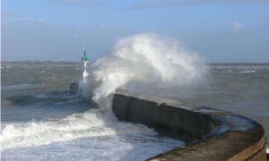 Mesquer, le phare de Merquel